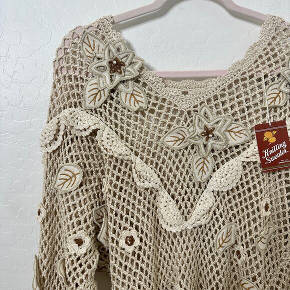 Lim's Vintage Hand Crocheted Pullover Sweater Tan Floral Applique Beaded - Picture 3 of 5